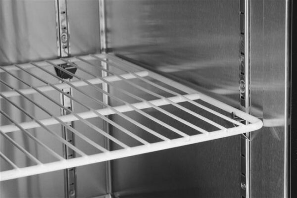 2dveřový chladící stůl Kitchen Line s bočním agregátem, série 600, Arktic, Kitchen Line, 166L, 230V/300W, 1200x600x(H)886mm - Image 3