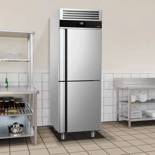 Mraznička PREMIUM - GN 2/1 - 700 litrů - se 2 nerezovými polovičními dveřmi - Image 3