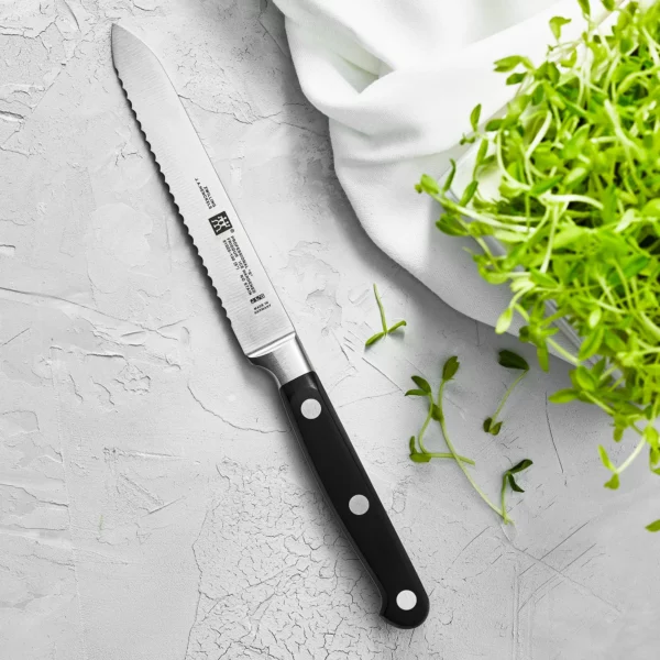 ZWILLING | PROFESSIONAL S - Univerzální nůž s vlnitým ostřím - čepel: 130mm - Image 5