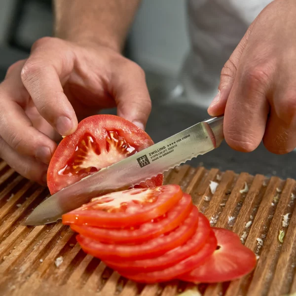 ZWILLING | VIER STERNE - Univerzální nůž s vlnitým ostřím - čepel: 130mm - Image 7