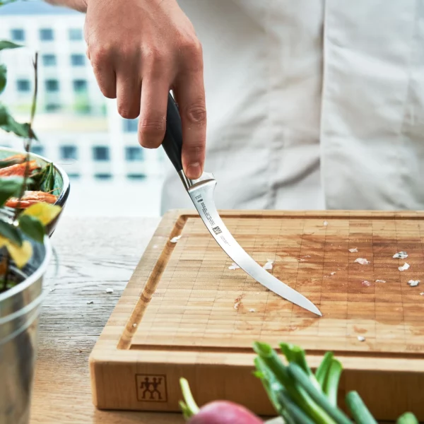 ZWILLING | VÍR STERNE - Filetovací nůž - čepel: 180mm - Image 6