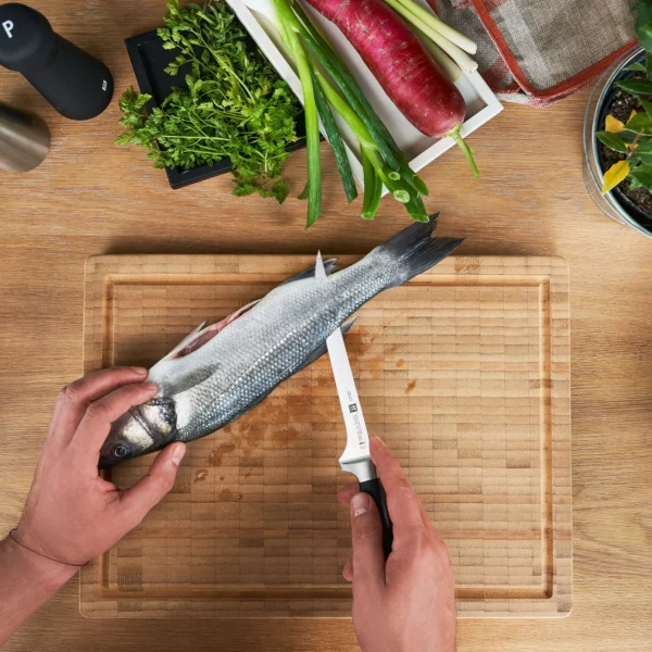 ZWILLING | VÍR STERNE - Filetovací nůž - čepel: 180mm - Image 10