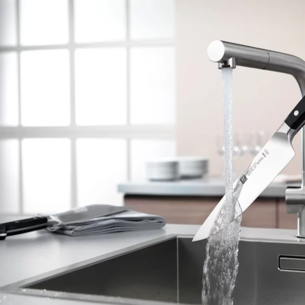 ZWILLING | PRO - Kuchařský nůž - čepel: 200mm - Image 10