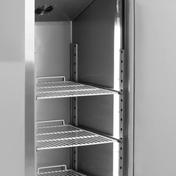 Gastro chladnička - 351 l - ušľachtilá oceľ - 1 dvere - 4 kolieska - uzamykateľná - Royal Catering - Image 3