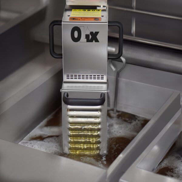 OLIX | L Přenosný olejový filtr ke smažení - 100 litrů/min. - pro fritézy od 20 litrů - Image 3